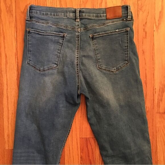 Lucky Brand Frayed Edge Brooke Legging Jeans | Size 12 - Picture 8 of 13